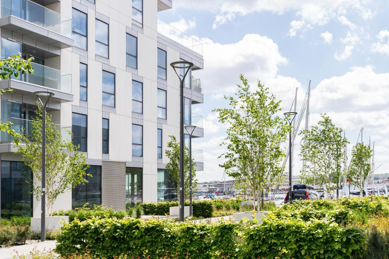 Yacht Park With Sea View By Lion Apartments Gdynia Exterior foto